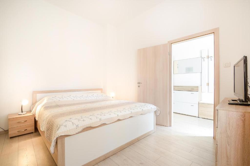 Apartman Ivano Pula Exterior photo